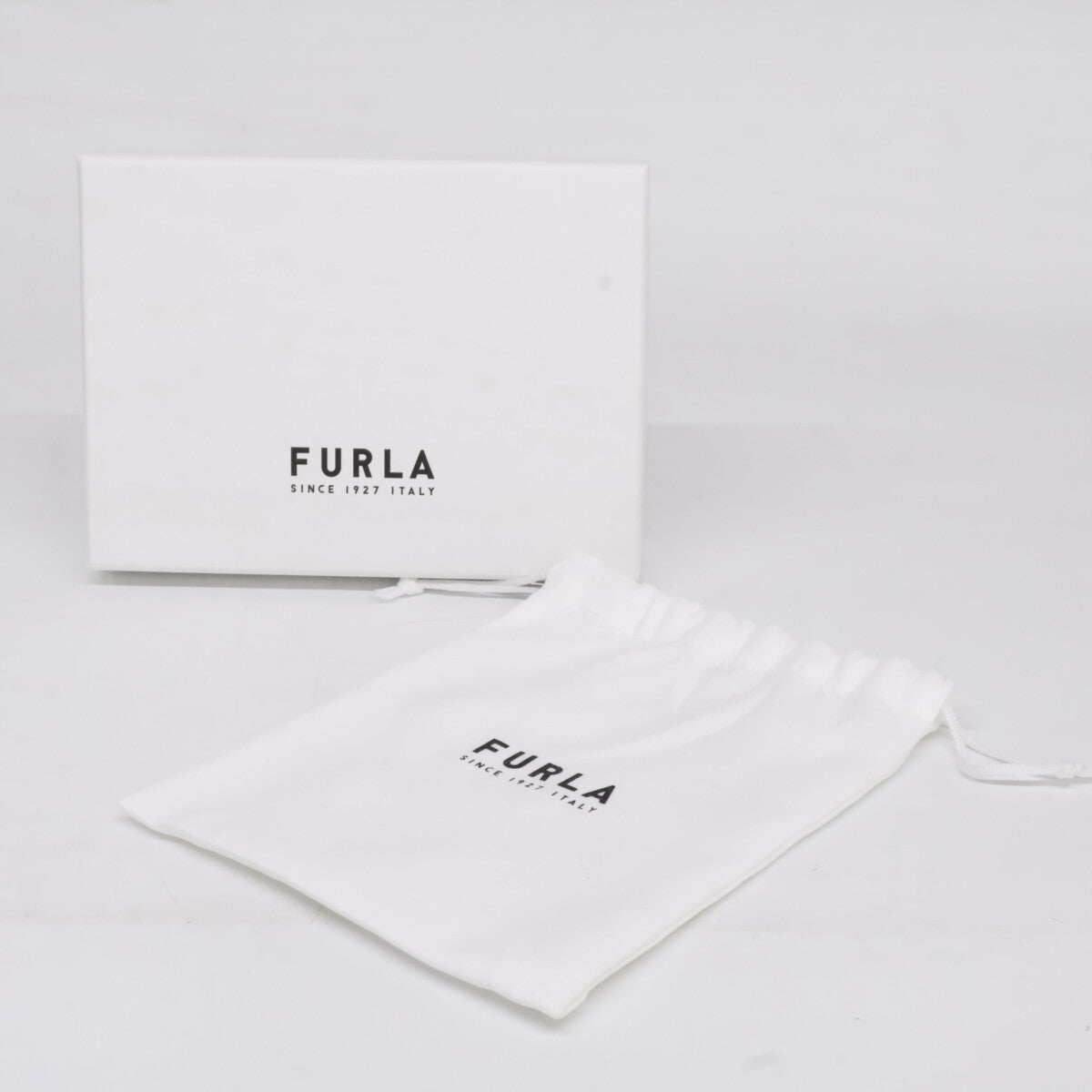 FURLA フルラ 【新品未使用】Furla Camelia フルラ カメリア コンパクト財布 M 二つ折り財布（小銭入れあり）