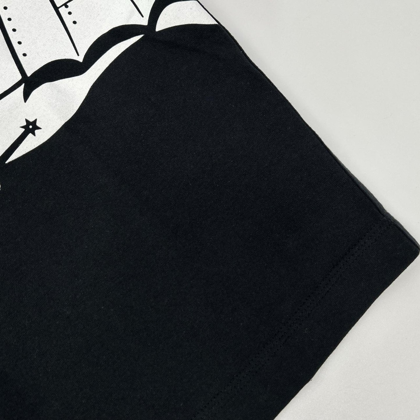 BURBERRY バーバリー 24ss　8095058 ブラック ビックロゴ 半袖Tシャツ トップス