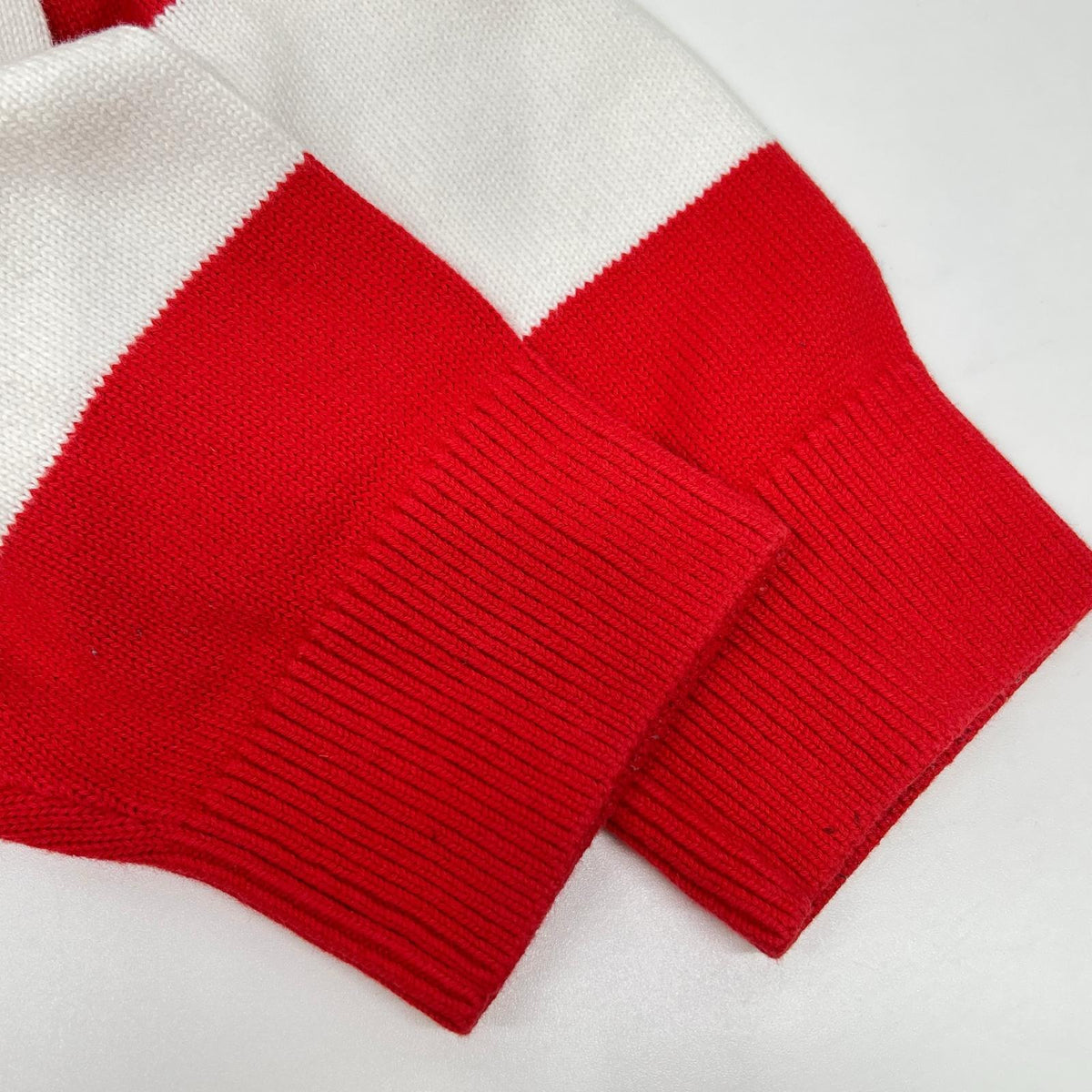 Calvin Klein Jeans Calvin Klein Jeans white × red striped knit top