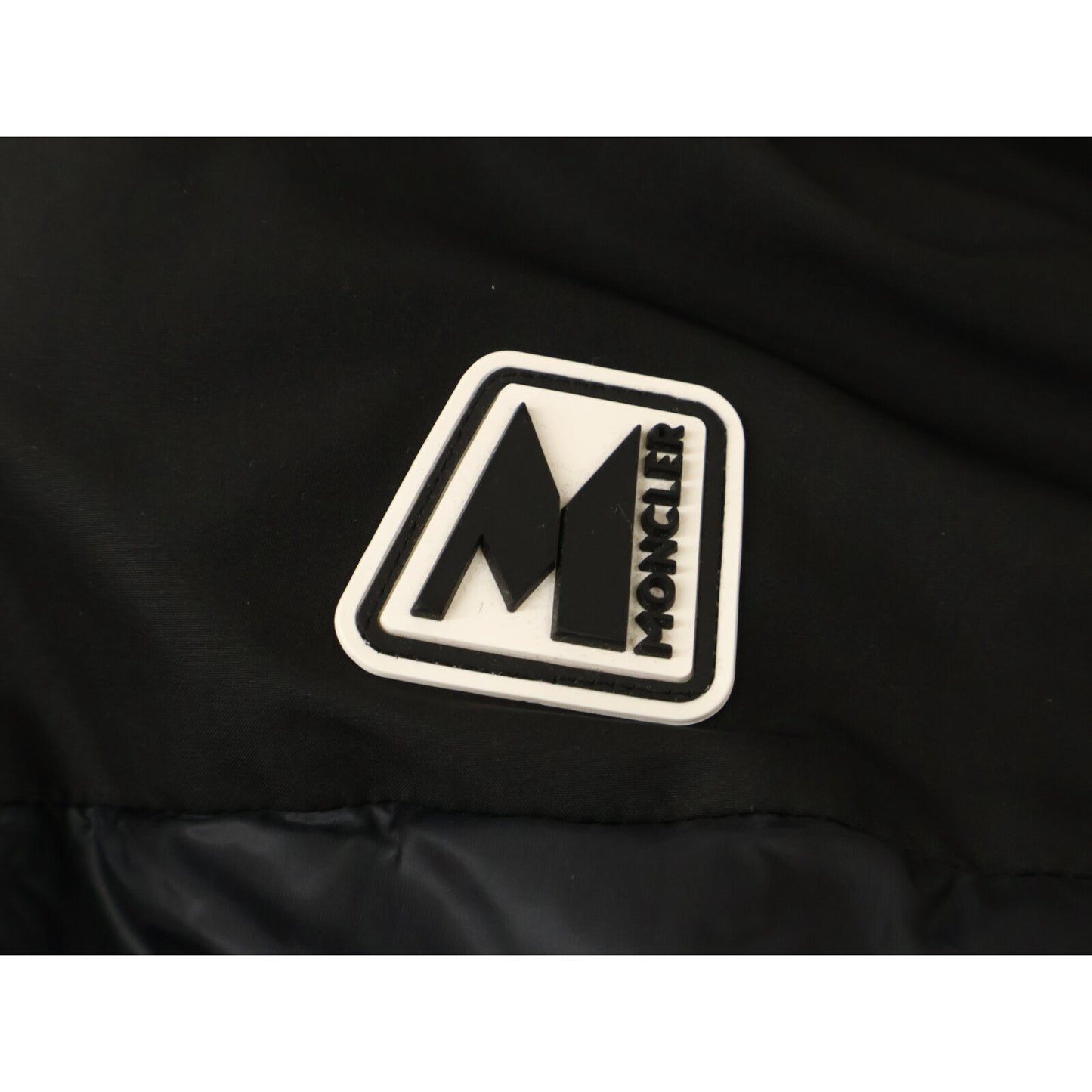 MONCLER モンクレール PERNON フーディダウンジャケット ジャケット