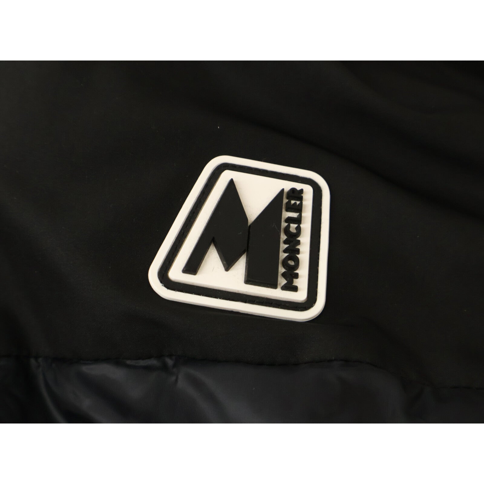 MONCLER モンクレール PERNON フーディダウンジャケット ジャケット