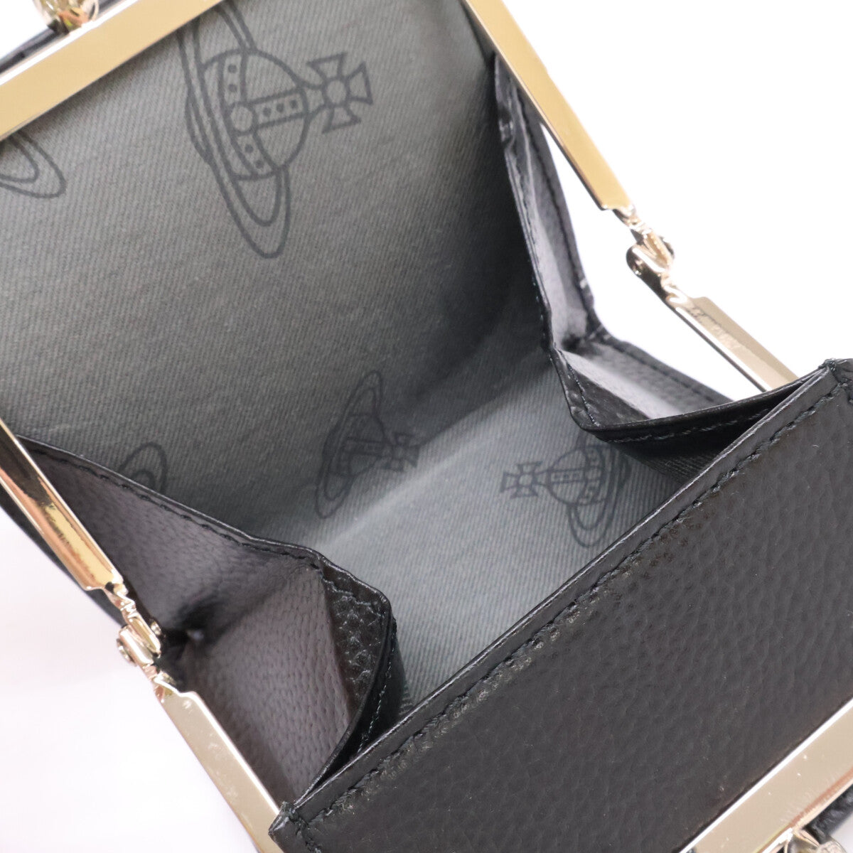 VivienneWestwood ヴィヴィアンウエストウッド 【新品同様】オーブ がま口 レザー 二つ折り財布 二つ折り財布（小銭入れあり）