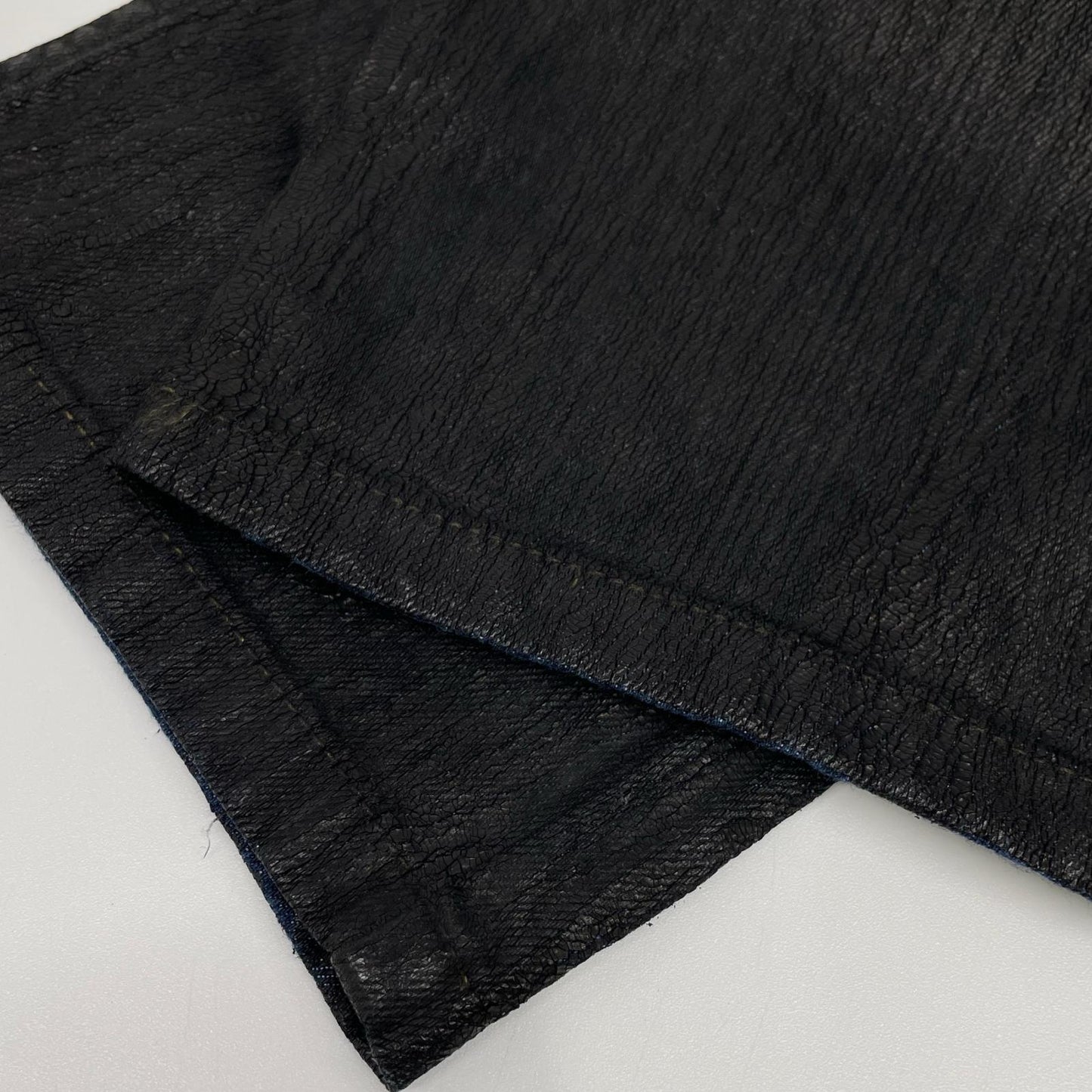 DIESEL ディーゼル J00808 KXBNA ブラック コーティング加工デニム ボトムス