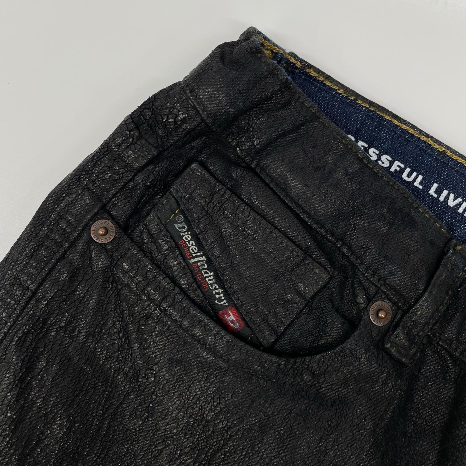 DIESEL ディーゼル J00808 KXBNA ブラック コーティング加工デニム ボトムス