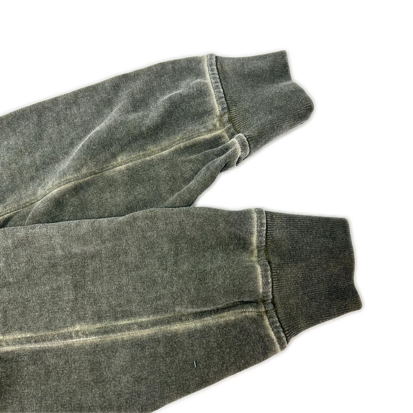 C.P.COMPANY シーピーカンパニー 10CMSS197A グレー クルーネック ICEレンズスウェットシャツ トップス