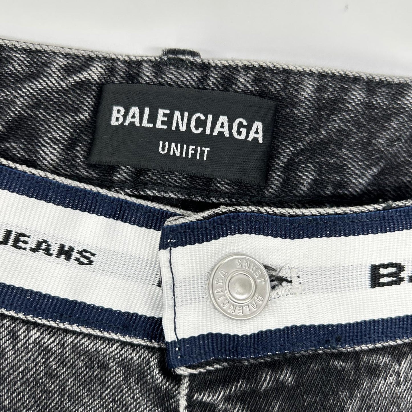 BALENCIAGA バレンシアガ 20年 657615 デニムパンツ ボトムス
