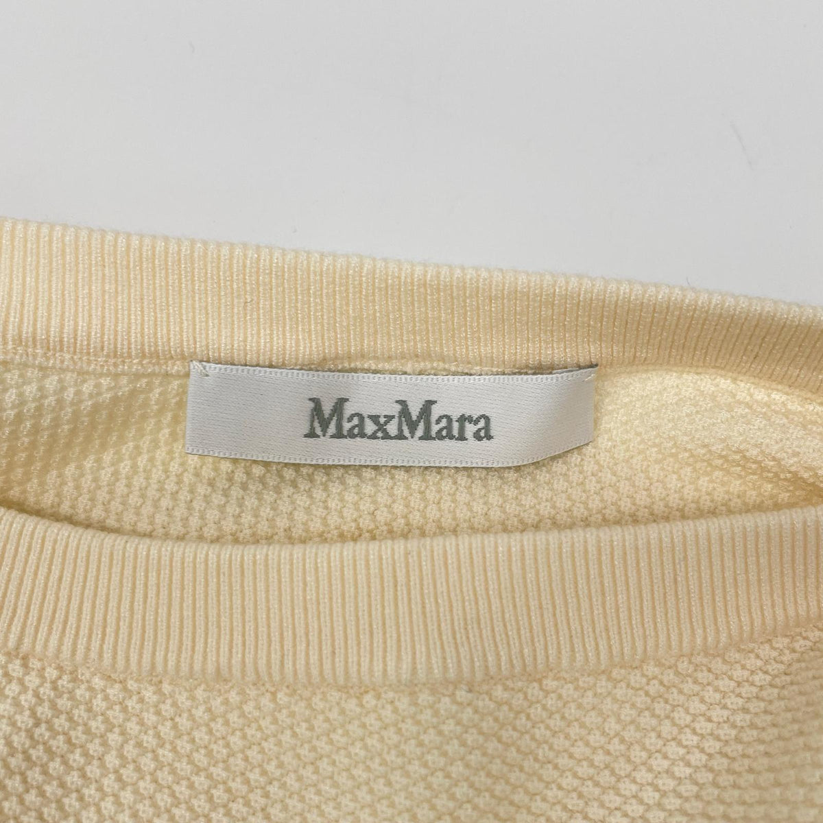 Max Mara マックスマーラ アイボリー A4.MMF.MGL.08T 変形ニット トップス