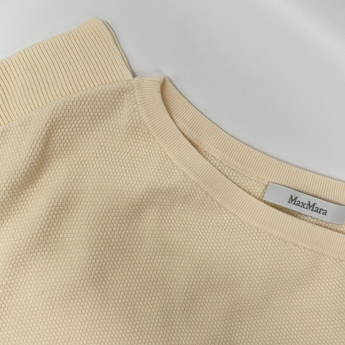 Max Mara マックスマーラ アイボリー A4.MMF.MGL.08T 変形ニット トップス