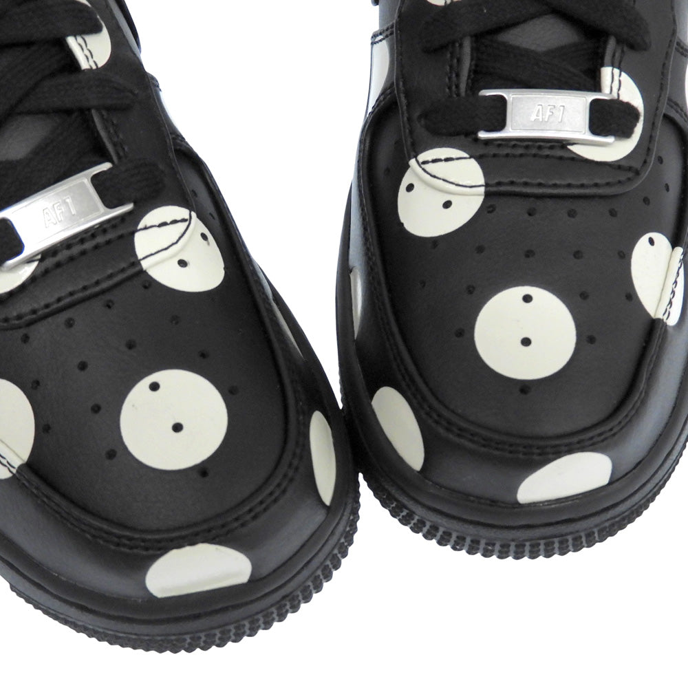 NIKE ナイキ 新品同様 AIR FORCE 1 '07 ローカット スニーカー シューズ レディース 黒 ブラック 23.5cm IR8647 001 シューズ