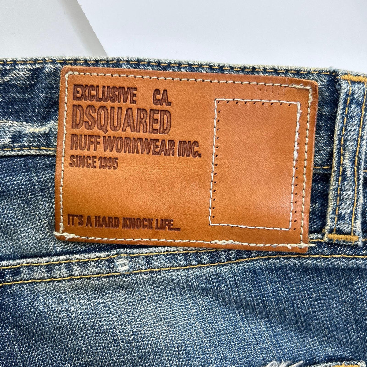 DSQUARED2 ディースクエアード 革パッチ ダメージ加工 デニムパンツ ジーンズ ボトムス