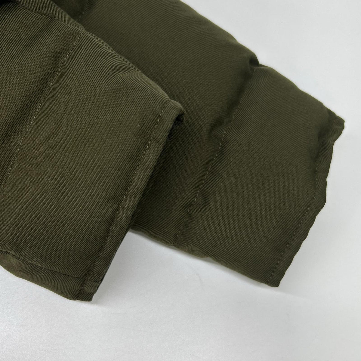 PYRENEX ピレネックス GRENOBLE HWK037 Khaki Grenoble Down Jacket Jacket