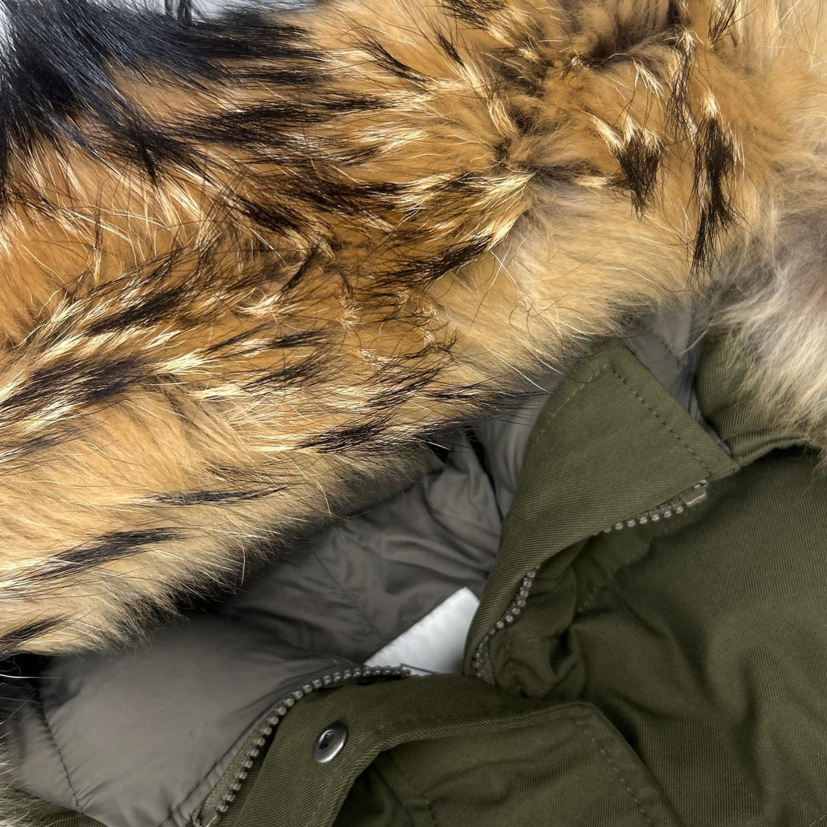 PYRENEX ピレネックス GRENOBLE HWK037 Khaki Grenoble Down Jacket Jacket