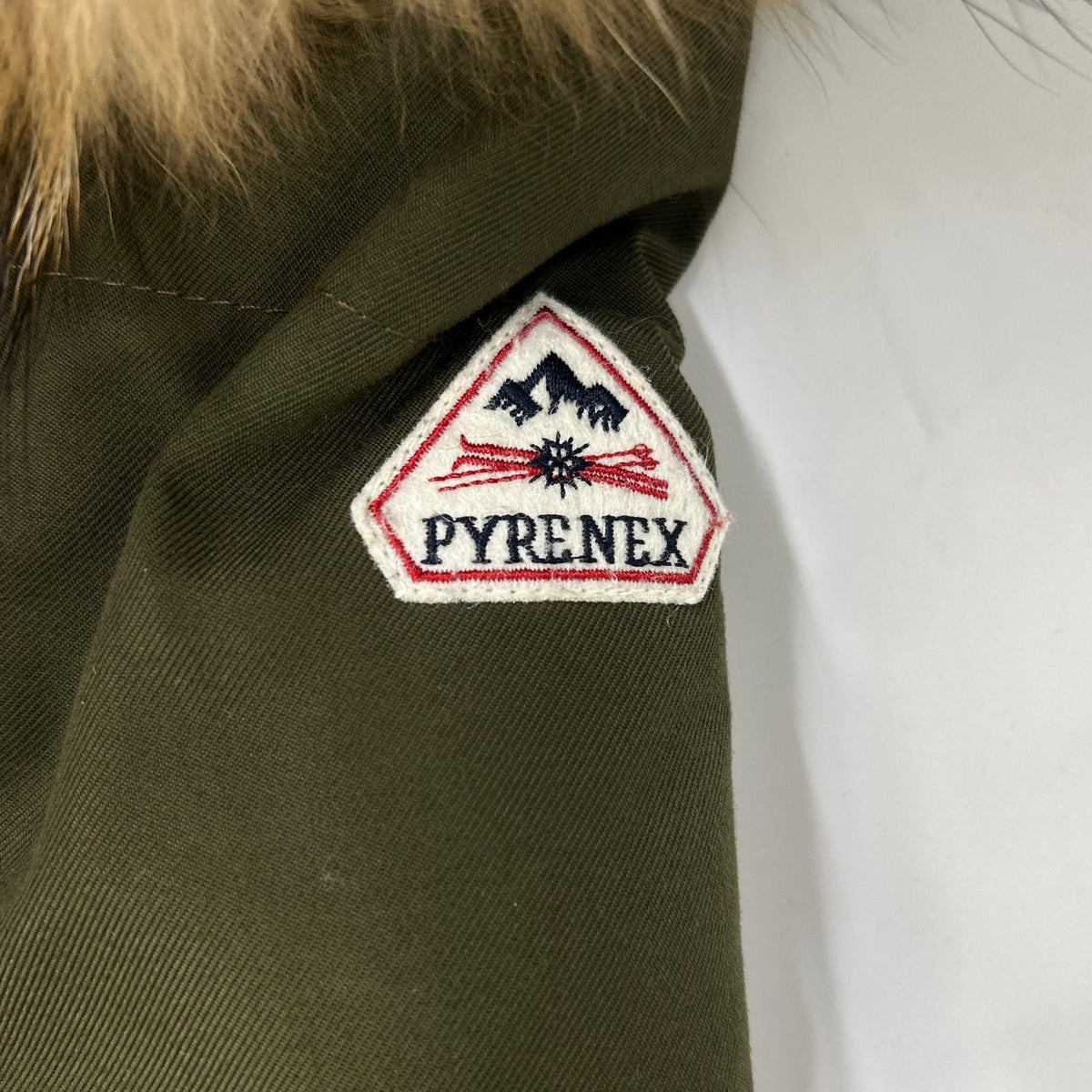 PYRENEX ピレネックス GRENOBLE HWK037 Khaki Grenoble Down Jacket Jacket