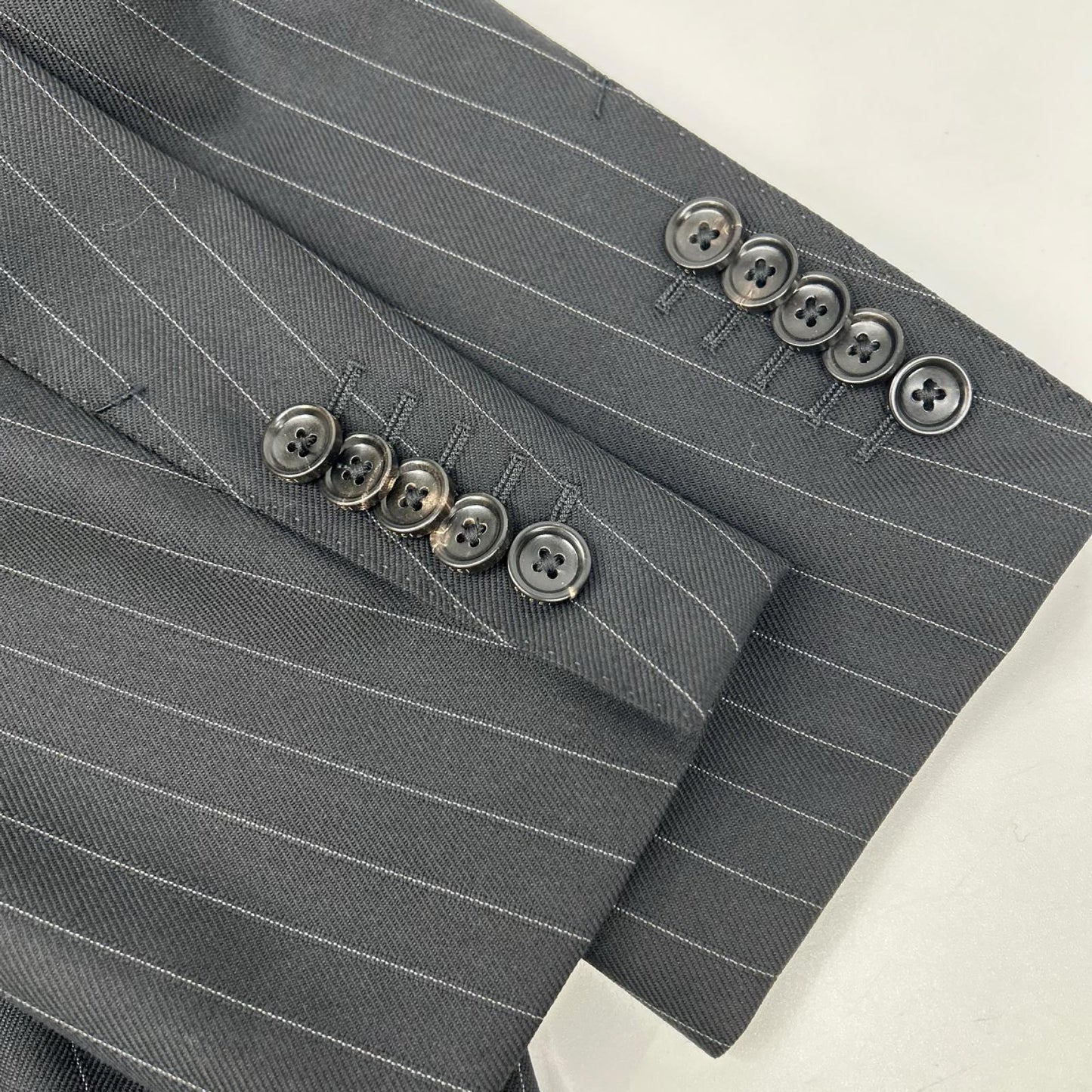 GUCCI グッチ ブラック ストライプ 3Pスーツ セットアップ　519503 スーツ セットアップ