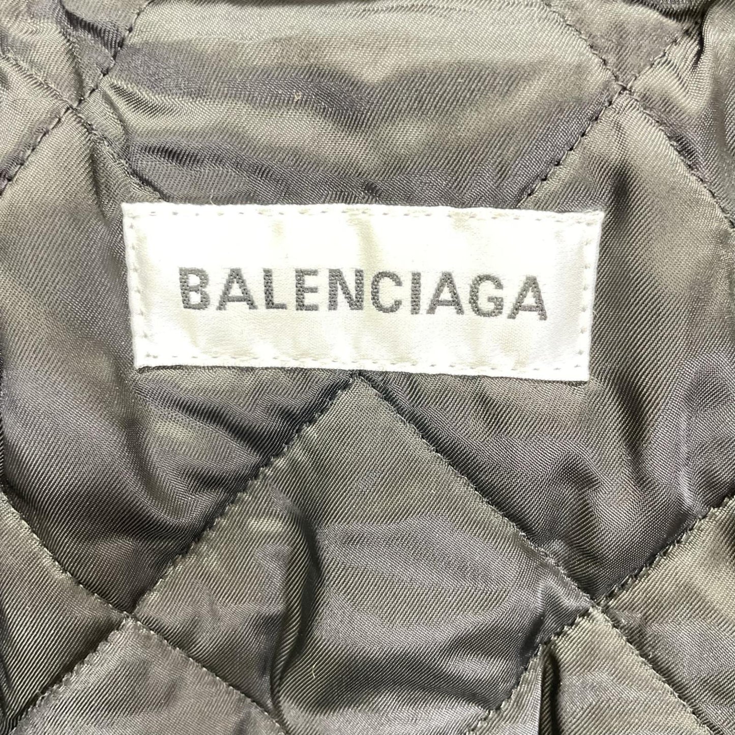 BALENCIAGA バレンシアガ 22FW ルーズフィット ブルーデニム フレイ&パッチワーク クロップドジャケット ジャケット
