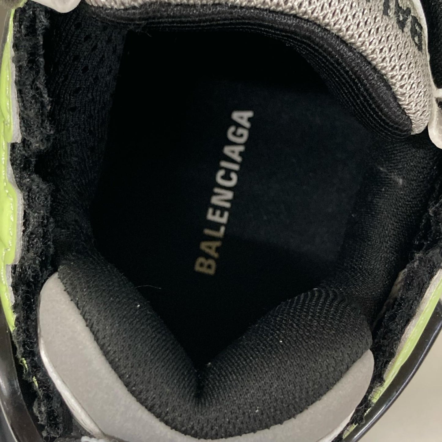 BALENCIAGA バレンシアガ 【美品】677403 RUNNER ランナー USED加工 メッシュ スニーカー シューズ
