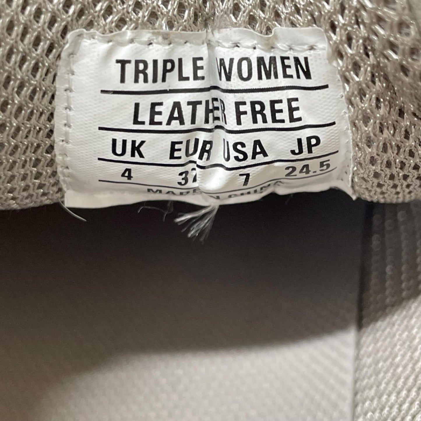 BALENCIAGA バレンシアガ 524039 TRIPLE S トリプルS オールオーバーロゴ ローカット スニーカー シューズ