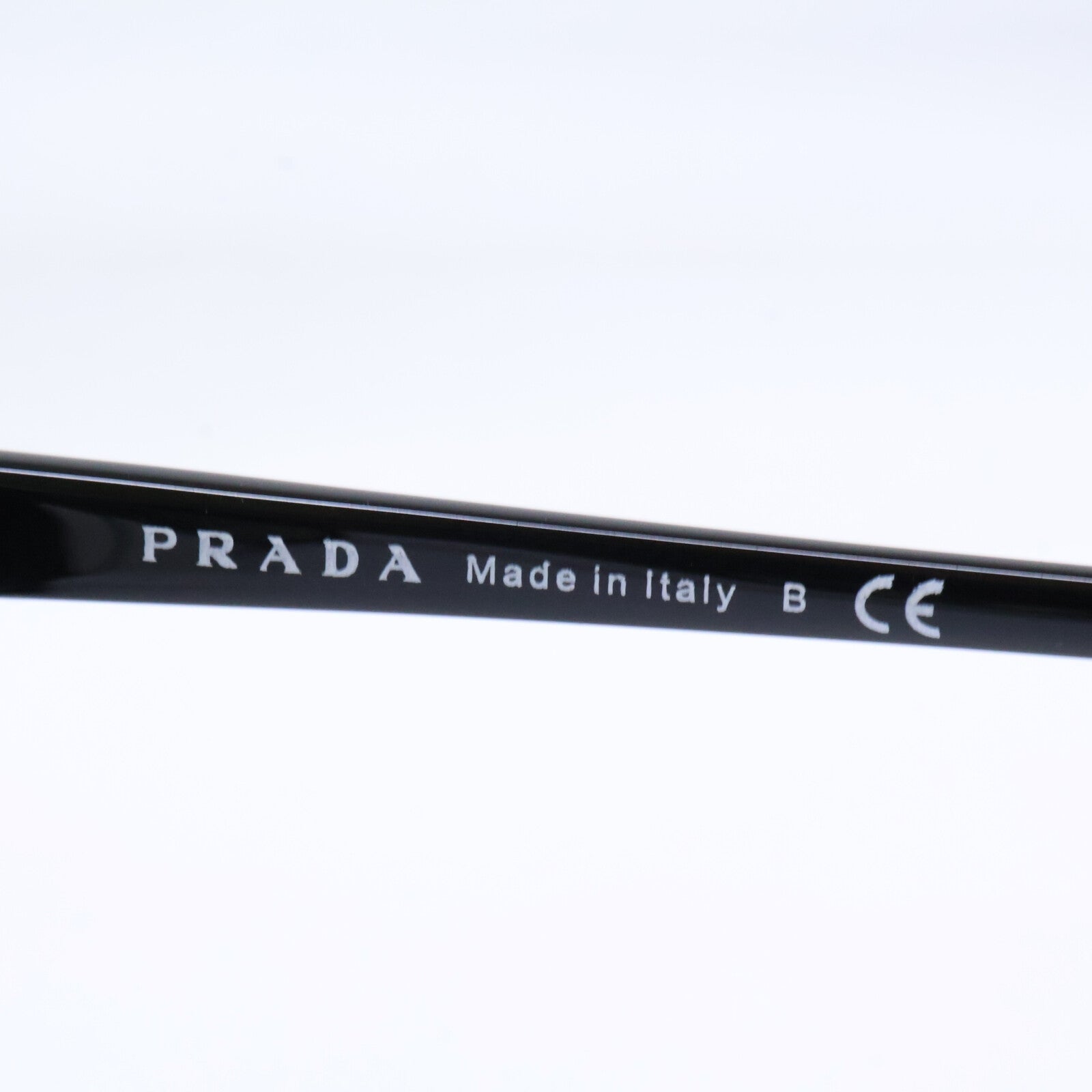 PRADA プラダ SPR01O-A 1AB-3M1 ウェリントンシェイプ サングラス