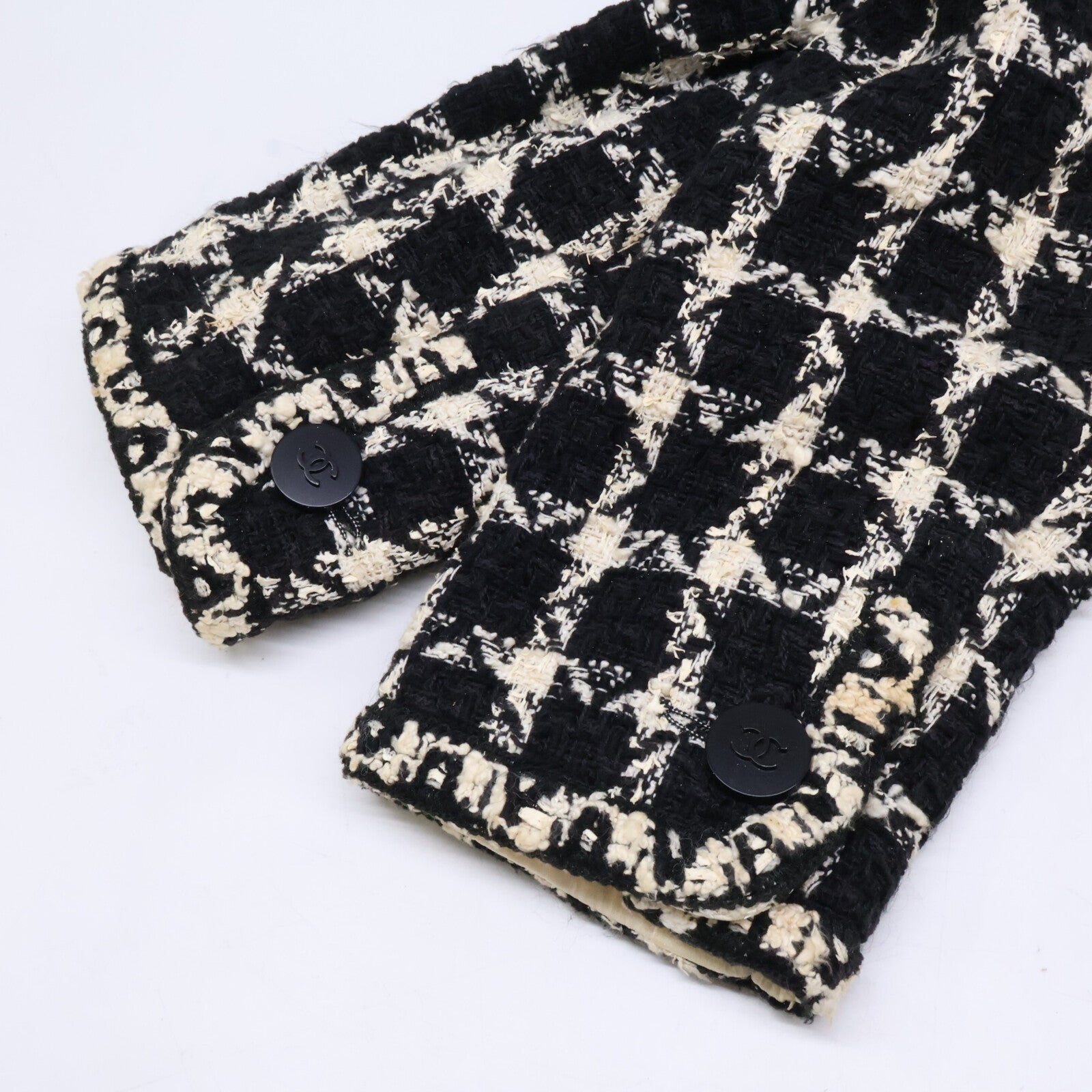 CHANEL シャネル 【国内正規】P09771V06207 ココマークボタン ツイード ジャケット ジャケット