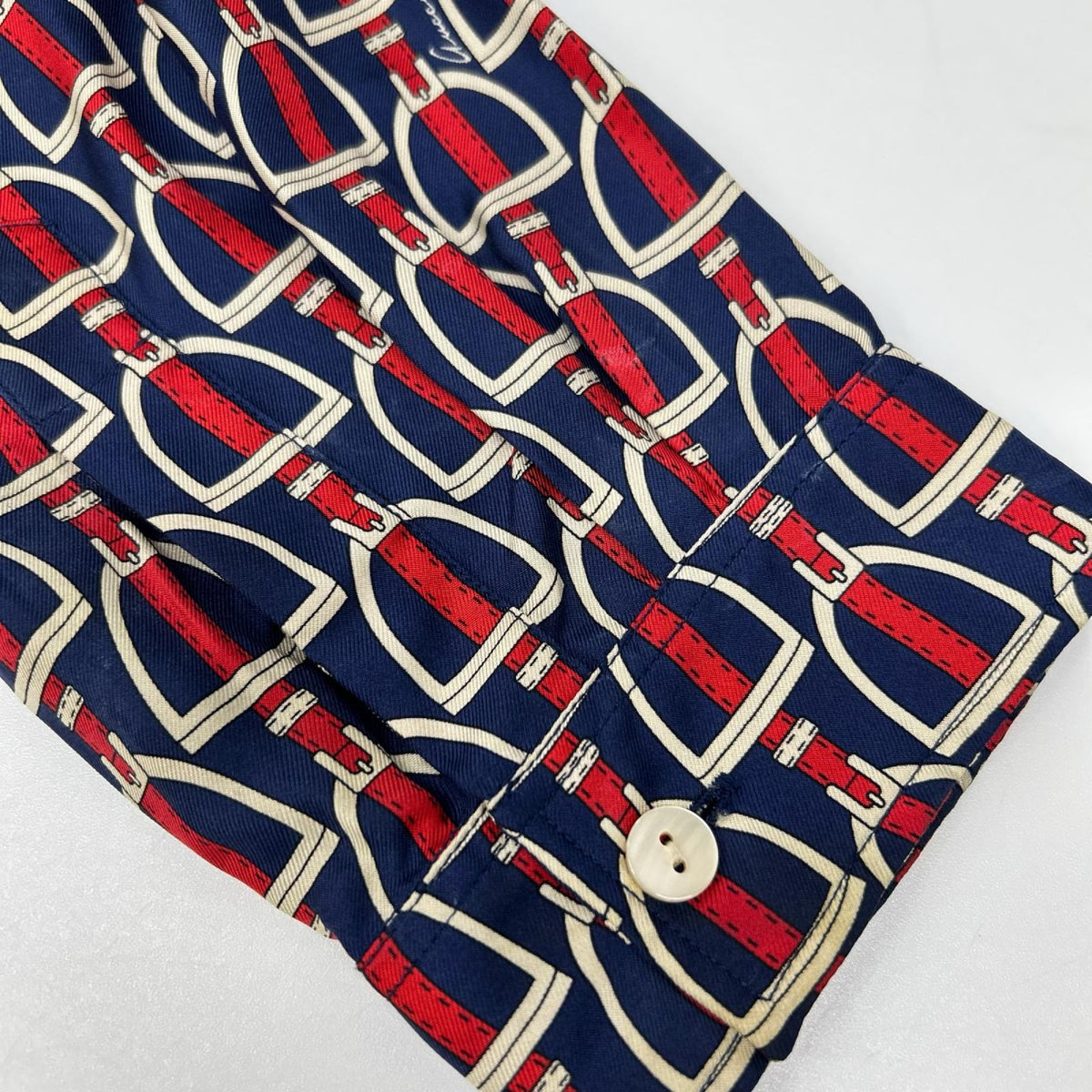 GUCCI グッチ 770426 ZAPD2 ネイビー×レッド シルク ホースビット 総柄 ロングスリーブシャツ トップス