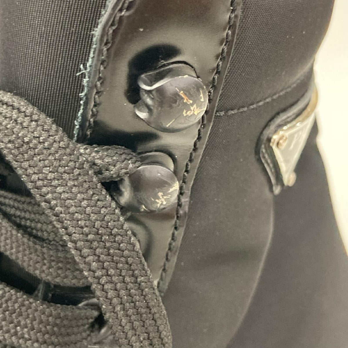 PRADA プラダ Re-Nylon トライアングルロゴプレート レースアップ ヒールブーツ シューズ