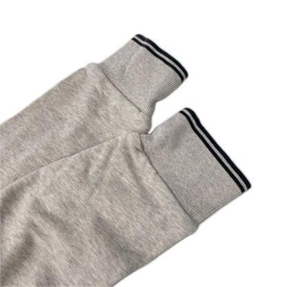 FRED PERRY フレッドペリー ベージュ ワンポイントロゴ スウェットトレーナー トップス