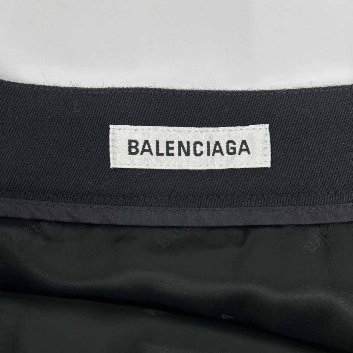 BALENCIAGA バレンシアガ 21年 680303 ブラック バイアス フレア ミディ スカート スカート