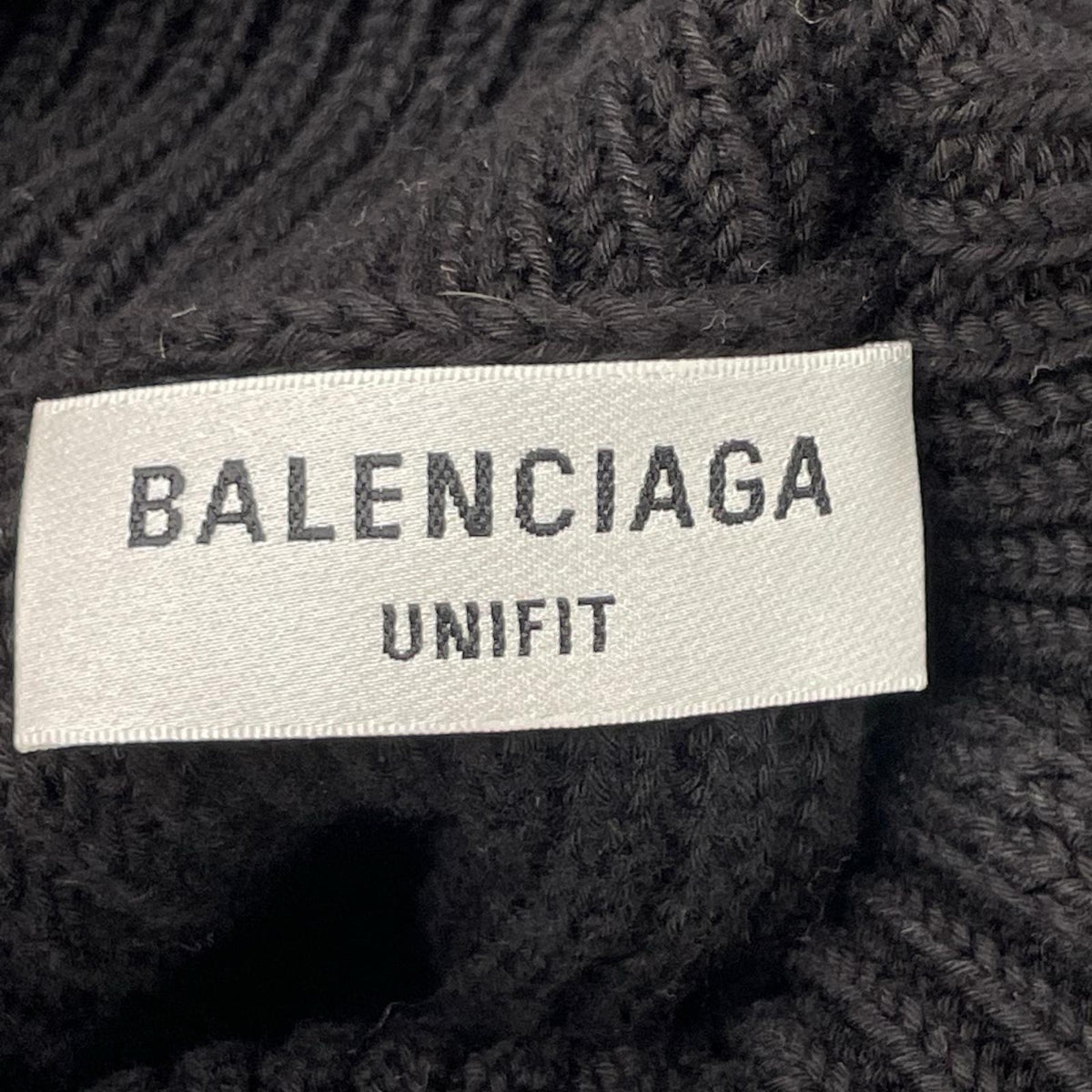 BALENCIAGA バレンシアガ 21年 682002 ブラック オーバーサイズ クロップド タートルネック ニット トップス