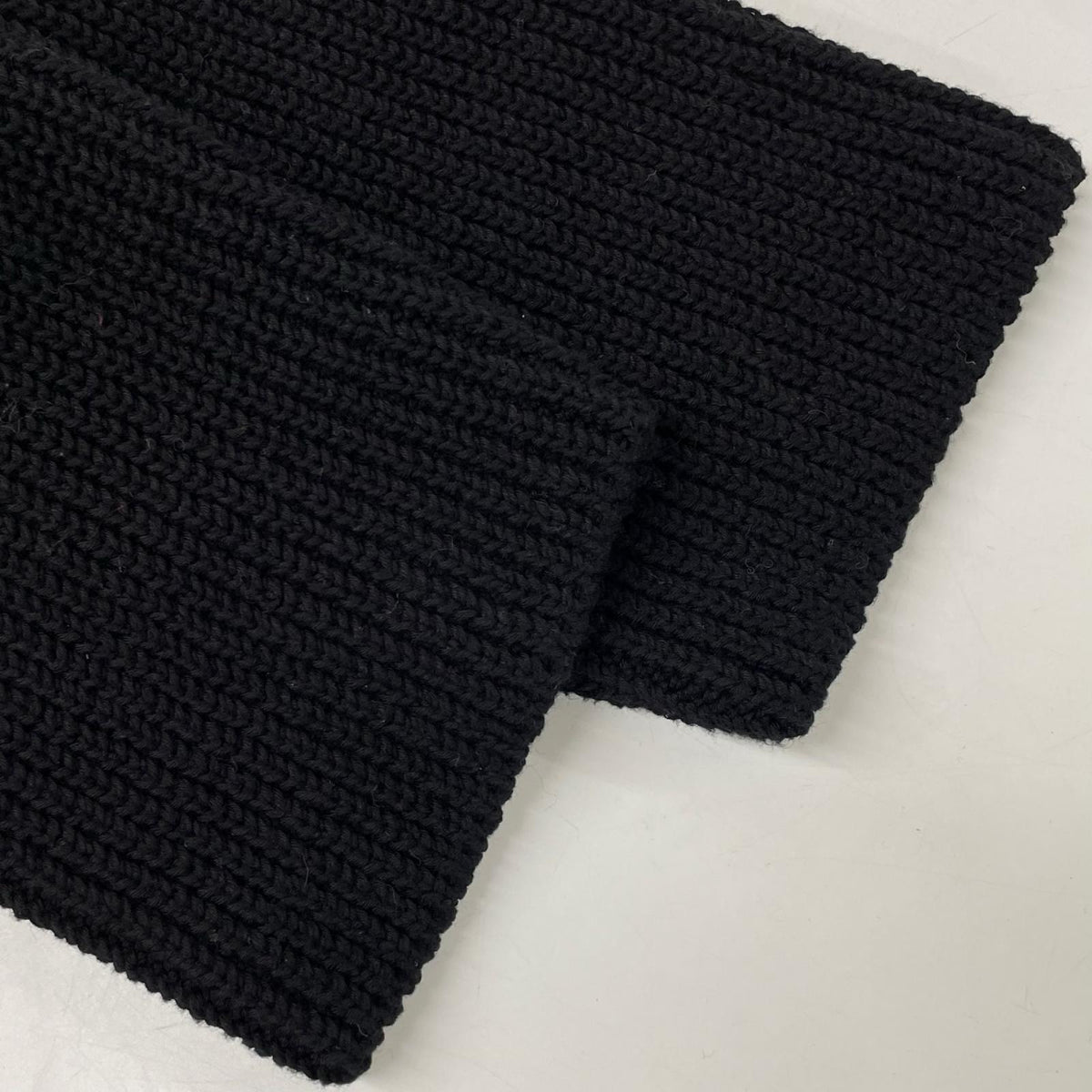 BALENCIAGA バレンシアガ 21年 682002 ブラック オーバーサイズ クロップド タートルネック ニット トップス