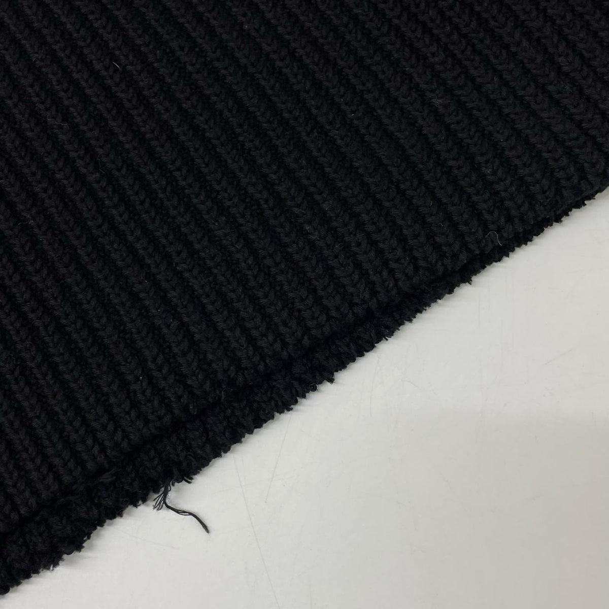BALENCIAGA バレンシアガ 21年 682002 ブラック オーバーサイズ クロップド タートルネック ニット トップス