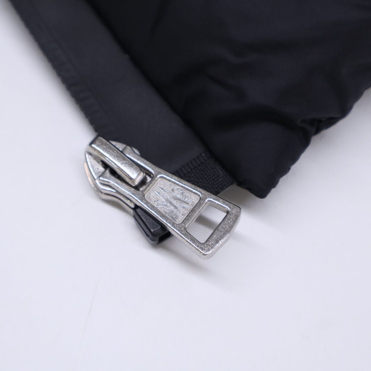 MONCLER モンクレール ARVES アルベス ダウンジャケット ジャケット