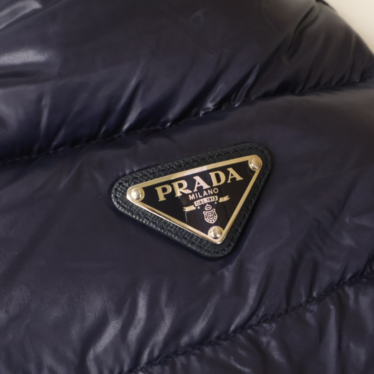 PRADA プラダ 【国内正規】SGA654 トライアングルロゴプレート フーディダウンジャケット ジャケット