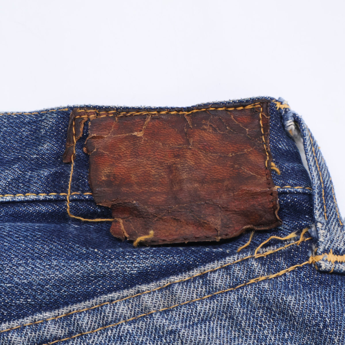 LEVI'S リーバイス 50s 革パッチ最終期 501XX オリジナル オフセット 両面BIGE ドット刻印 隠しリベット デニムパンツ ボトムス