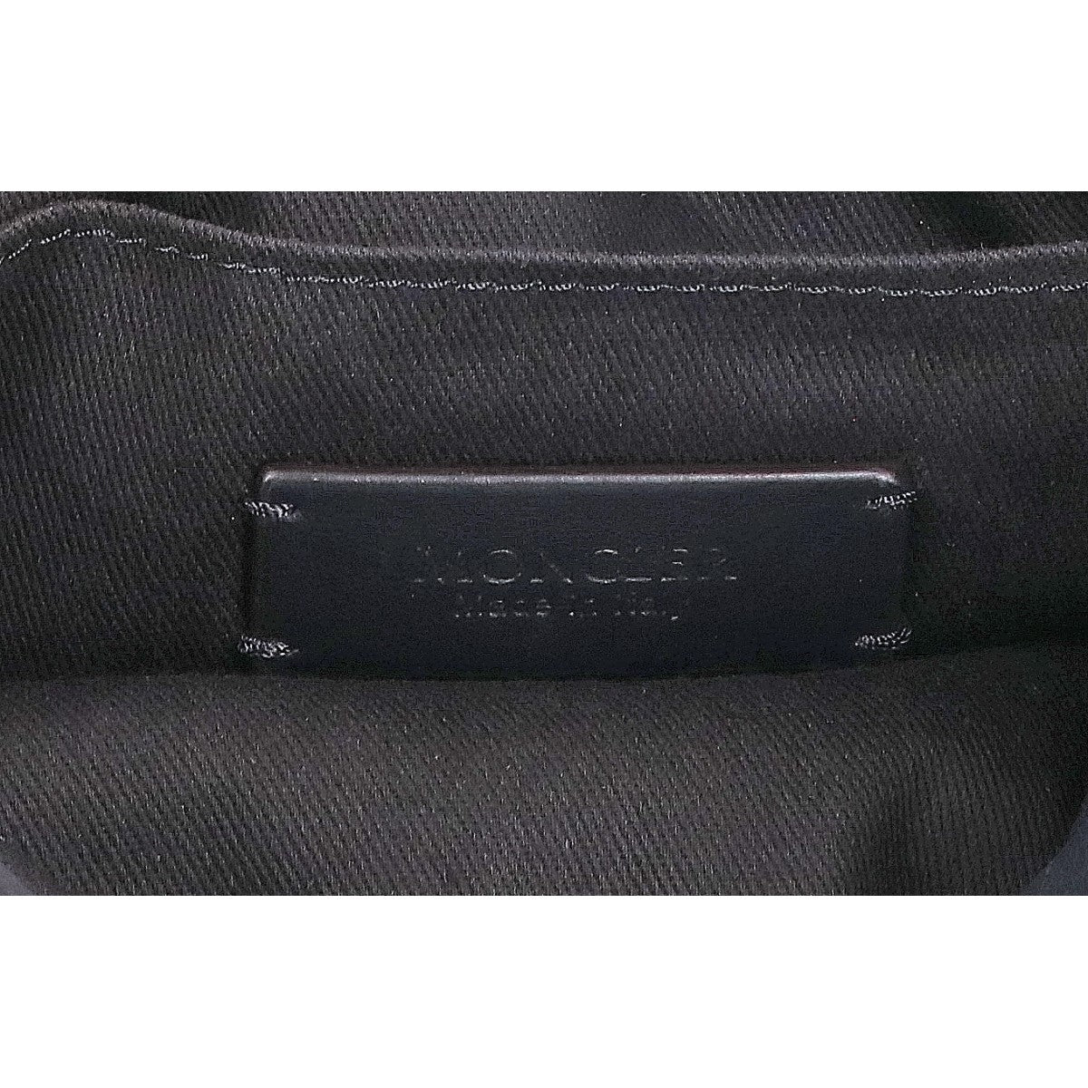 MONCLER モンクレール 【即決/国内正規】24年 K209B5D00009 M6275 MINI CARADOC ナイロン 2WAY ハンドバッグ