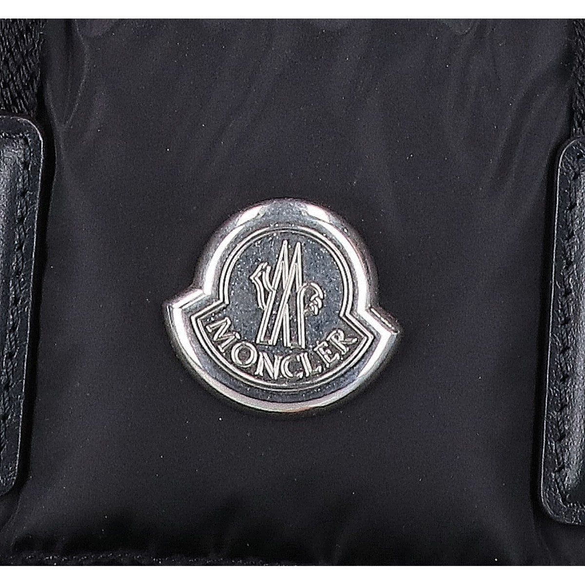 MONCLER モンクレール 【即決/国内正規】24年 K209B5D00009 M6275 MINI CARADOC ナイロン 2WAY ハンドバッグ