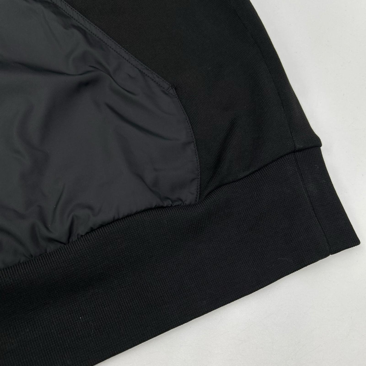 MONCLER モンクレール 21年 ブラック HOODIE ナイロン切り替え パーカー コート