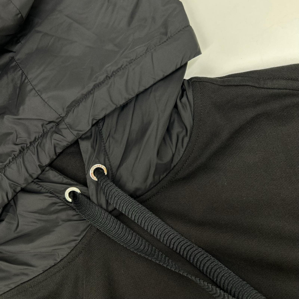 MONCLER モンクレール 21年 ブラック HOODIE ナイロン切り替え パーカー コート