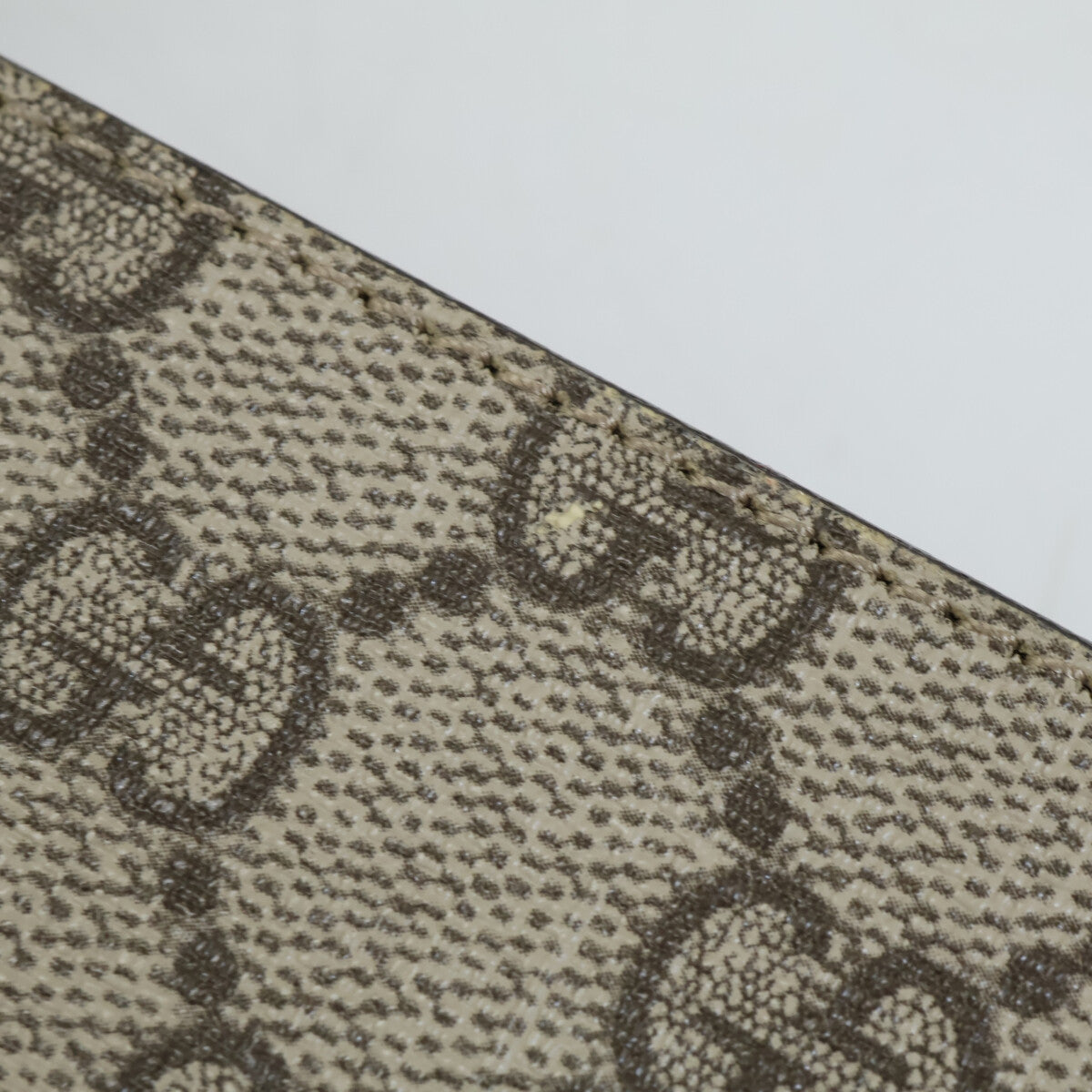 GUCCI グッチ 411924 KGDHN インターロッキングG バックル付 GGスプリーム ベルト