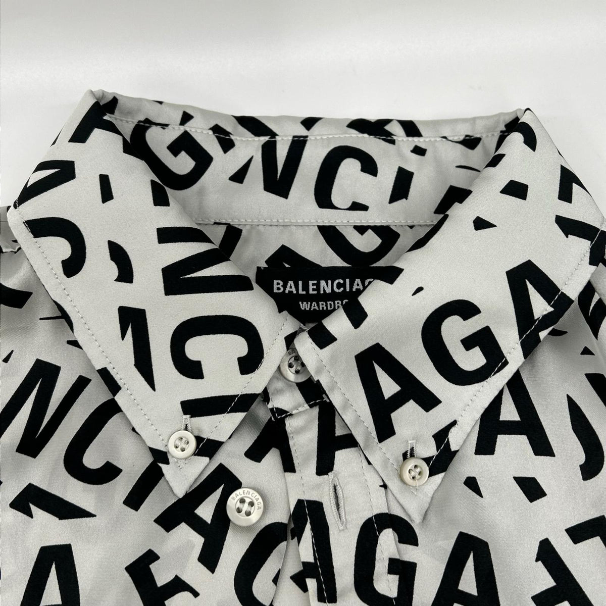 BALENCIAGA バレンシアガ 662983 22SS グレー ロゴプリント 総柄 ロングスリーブシャツ トップス