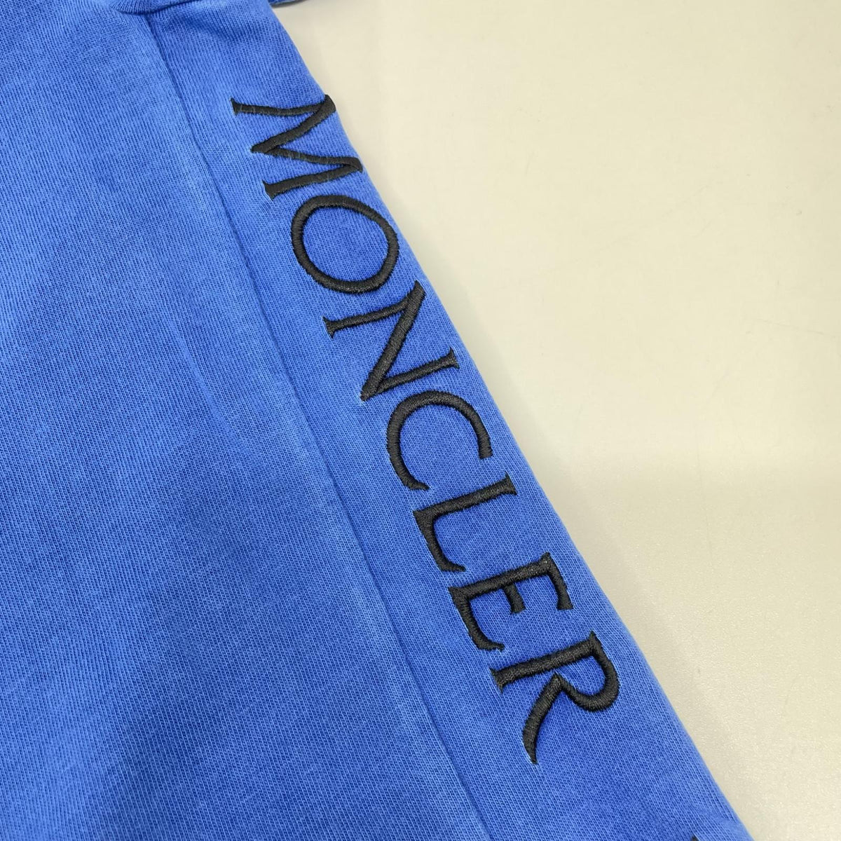 MONCLER モンクレール 19年 ブルー MAGLIA T-SHIRT サイドロゴ Tシャツ トップス