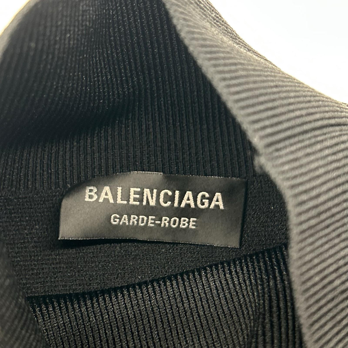 BALENCIAGA バレンシアガ 725284 22年 ブラック アワーグラス タートルネック スウェット トップス