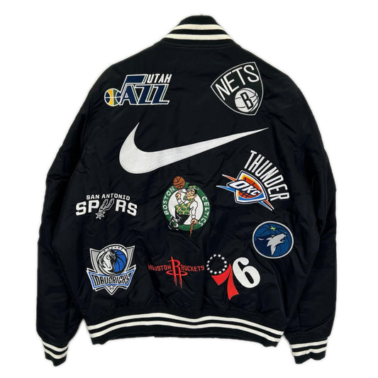 Supreme シュプリーム 【×NIKE】【×NBA】18SS AO3631-010 ブラック ナイロン ウォームアップジャケット スタジアムジャケット ジャケット