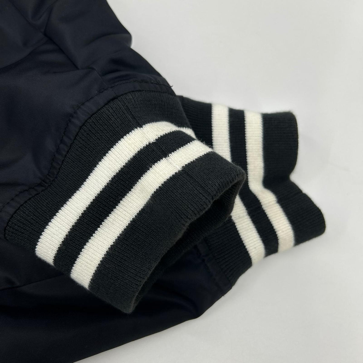 Supreme シュプリーム 【×NIKE】【×NBA】18SS AO3631-010 ブラック ナイロン ウォームアップジャケット スタジアムジャケット ジャケット