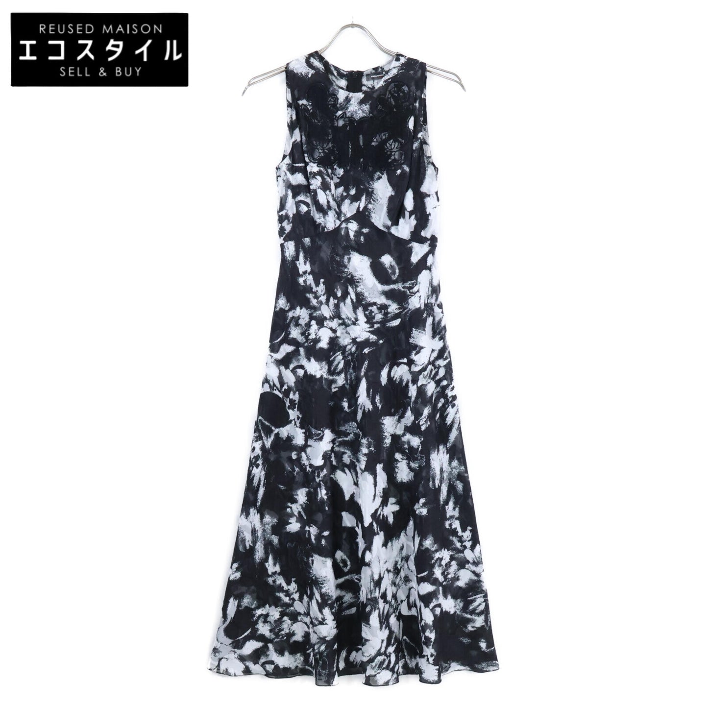 ERMANNO SCERVINO 艾尔曼诺·谢尔维诺 ES9861162 黑白蕾丝花卉无袖连衣裙