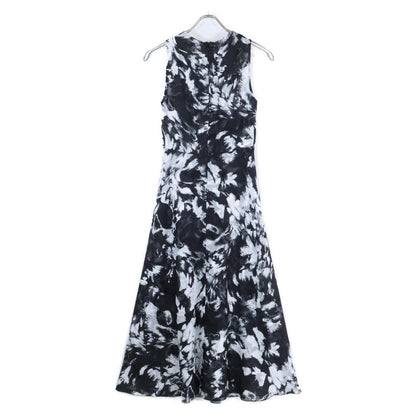 ERMANNO SCERVINO 艾尔曼诺·谢尔维诺 ES9861162 黑白蕾丝花卉无袖连衣裙