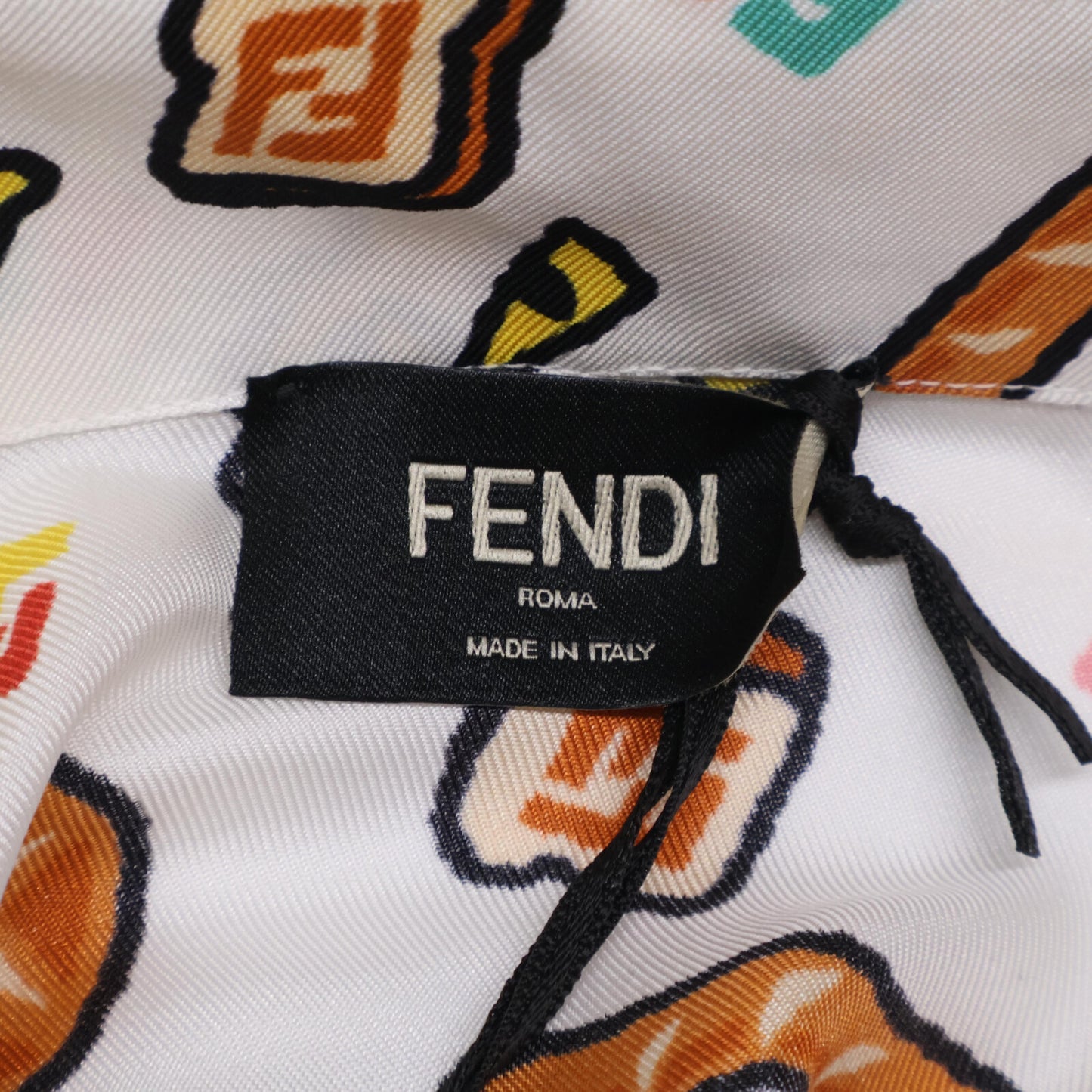 FENDI 芬迪 【准新/国内正品/24年产】FS1317 AUA0 TAROUT联名 Silvia and The Baguette 短袖衬衫/上衣