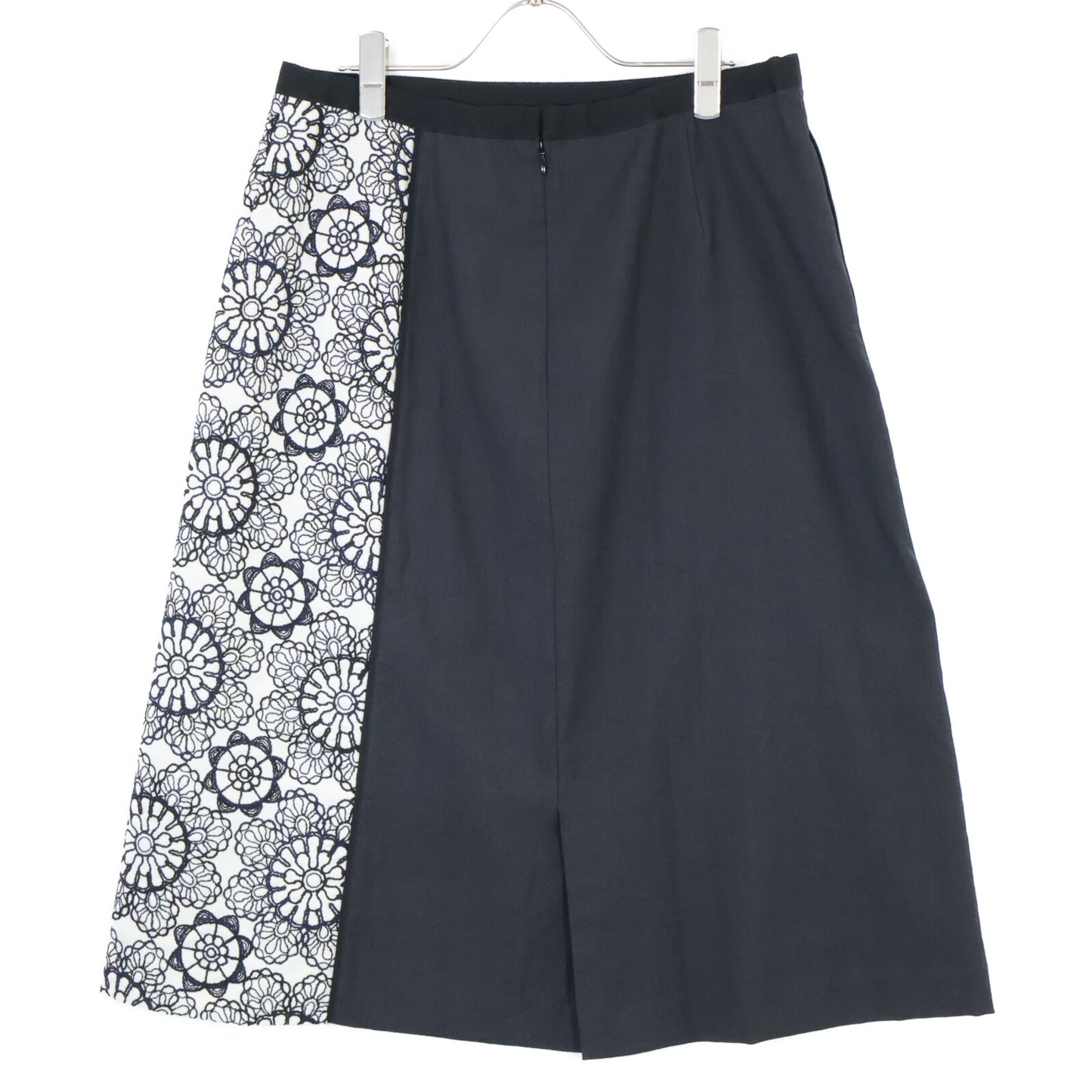 TRANS WORK Black Floral Embroidery Short Sleeve T-Shirt x Skirt Suit Set Up 46 Ladies