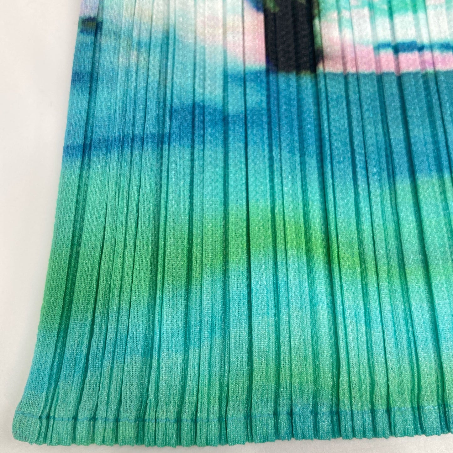 PLEATS PLEASE 三宅一生 褶皱之冬 23AW PP33-JK671 粉色 TROPICAL WINTER 无袖上衣