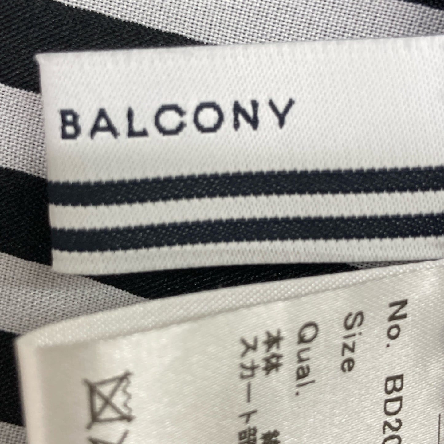 BORDERS at BALCONY BD2011P-2K-04 Black T-shirt Tuck Border Dress