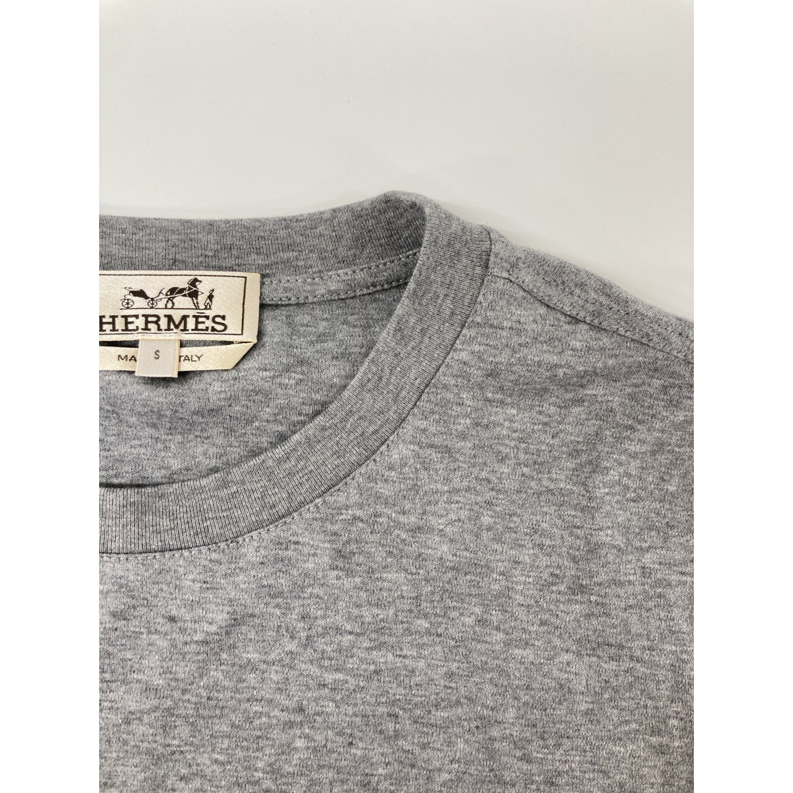 HERMES エルメス 【美品/国内正規】H567810HA H Cheval レザーロゴパッチ 半袖Tシャツ/ S HERMES エルメス 【美品/国内正規】H567810HA H Cheval レザー